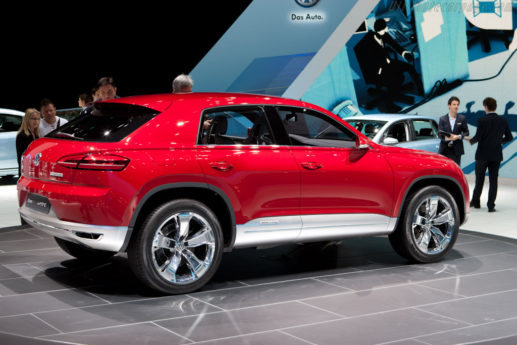 Volkswagen Cross Coupe   - 2012 Geneva International Motor Show