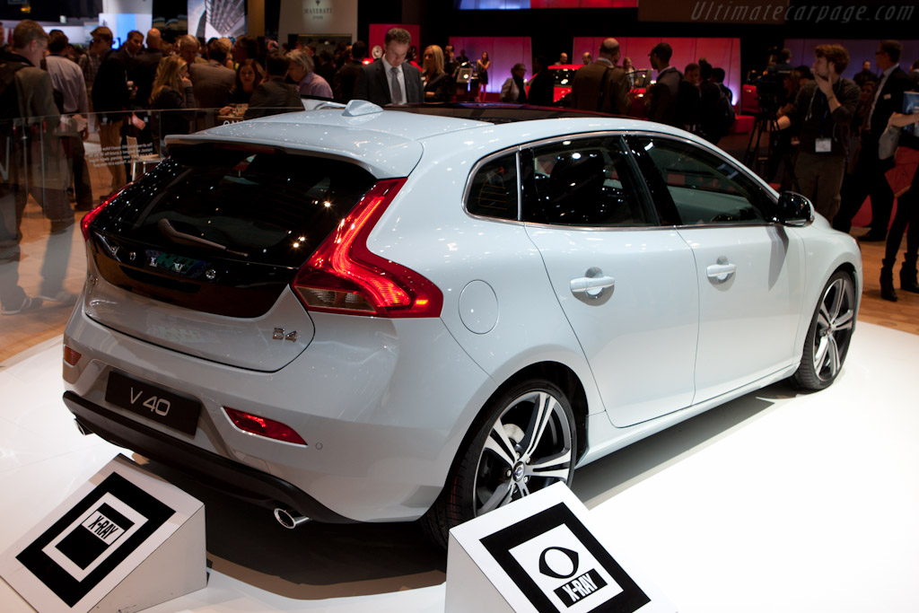 Volvo V40   - 2012 Geneva International Motor Show
