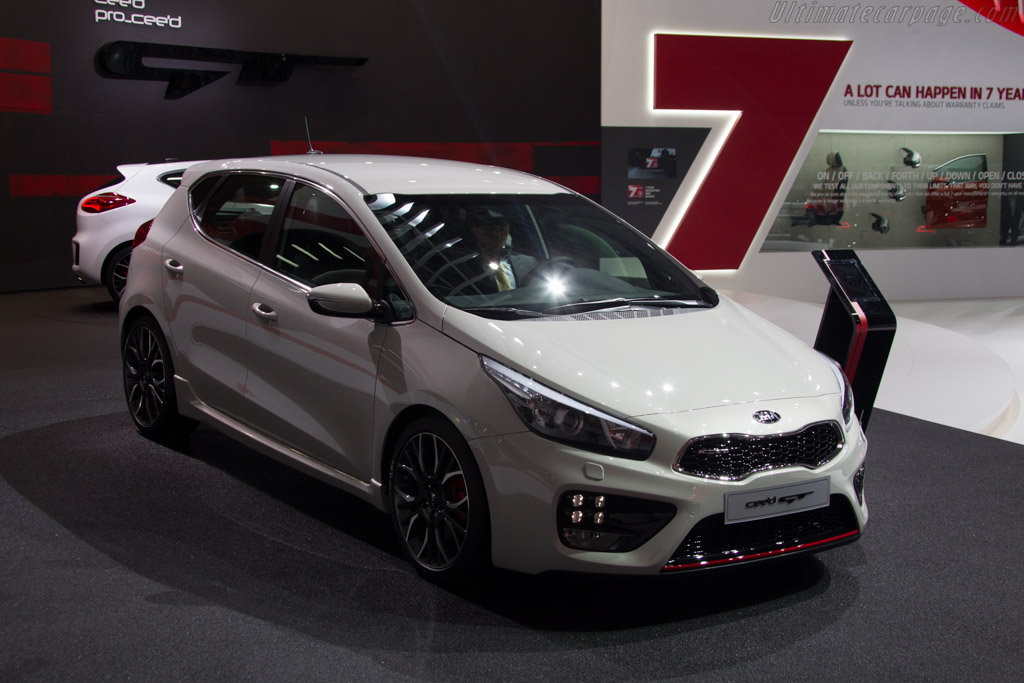 Kia  C'eed GT   - 2013 Geneva International Motor Show