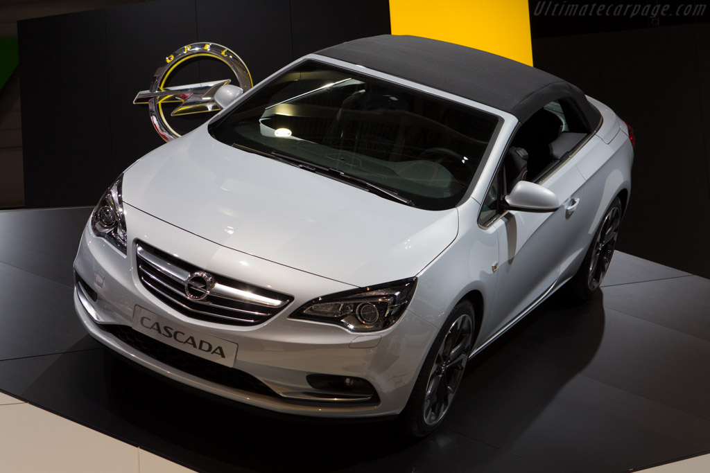 Opel Cascada   - 2013 Geneva International Motor Show