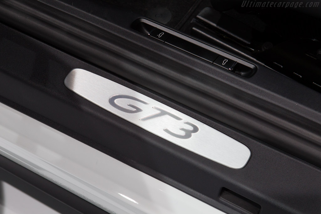 Porsche 911 GT3   - 2013 Geneva International Motor Show