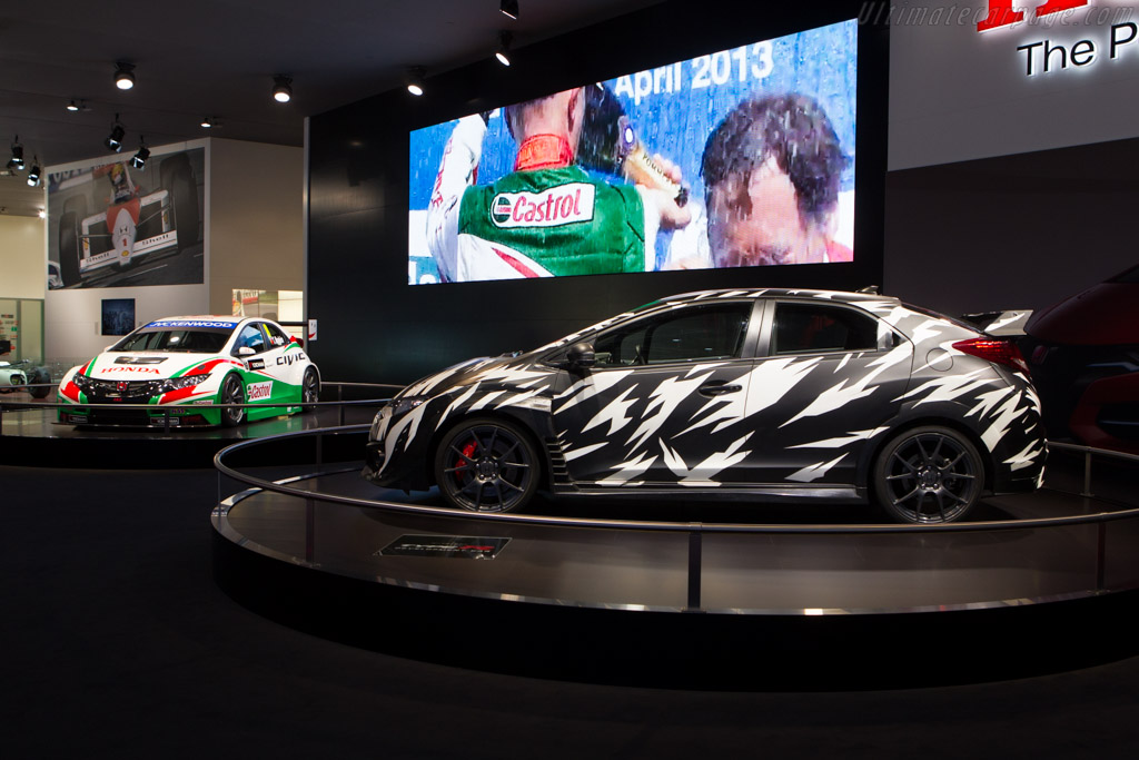 Honda Civic Type R   - 2014 Geneva International Motor Show