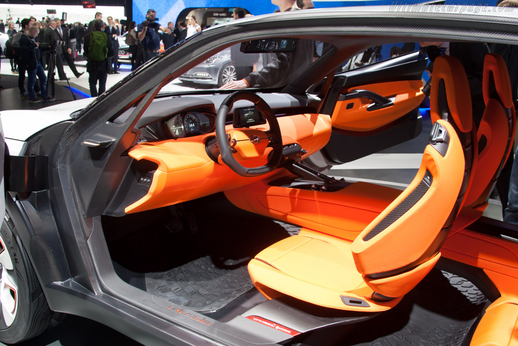 Hyundai Intrado Concept   - 2014 Geneva International Motor Show