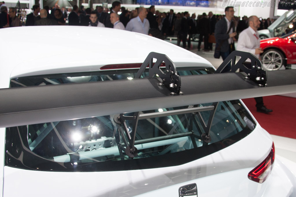 Seat Leon Cup   - 2014 Geneva International Motor Show