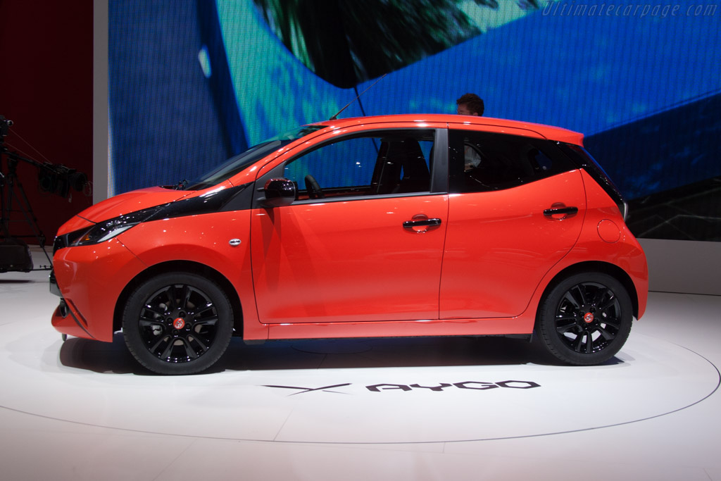 Toyota Aygo   - 2014 Geneva International Motor Show