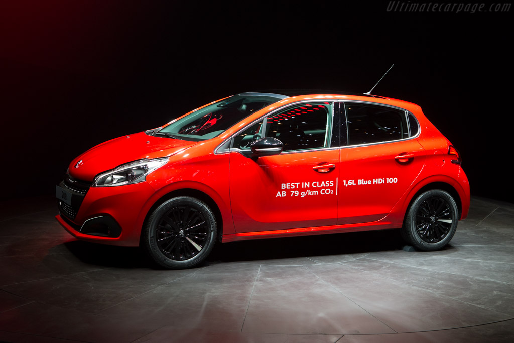 Peugeot 208   - 2015 Geneva International Motor Show