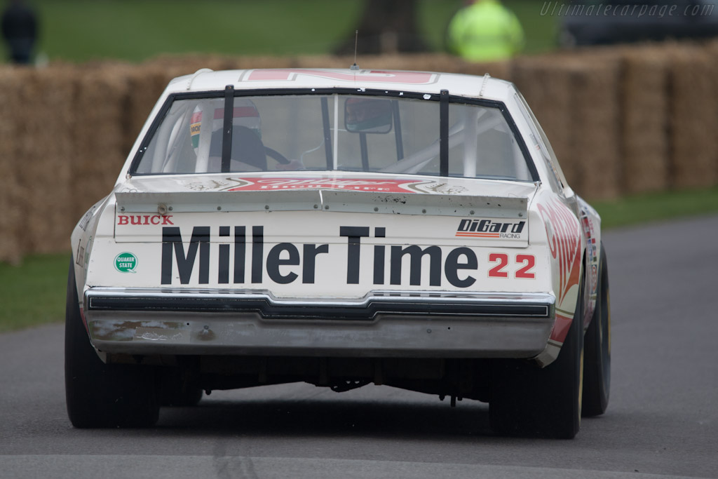 Buick Regal   - 2011 Goodwood Preview