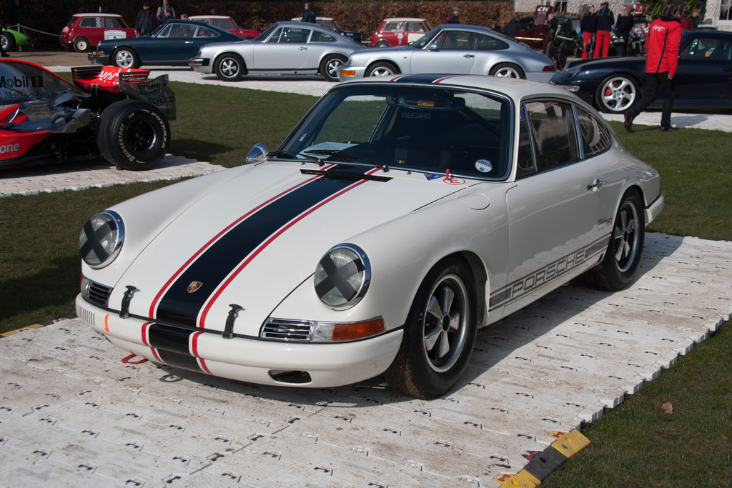 Porsche 911   - 2013 Goodwood Preview
