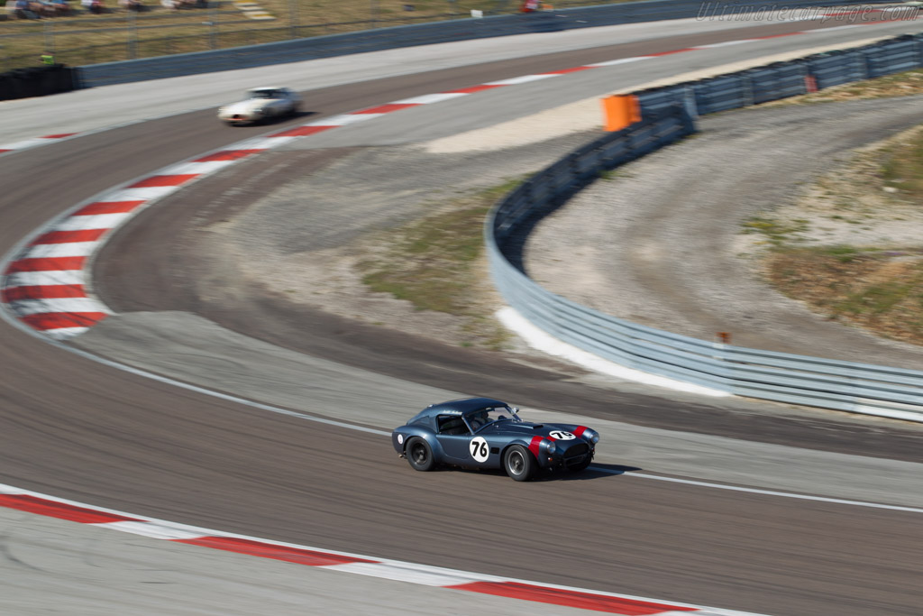 AC Shelby Cobra - Chassis: CSX2049 - Driver: David Hart / Hans Hugenholtz - 2015 Grand Prix de l'Age d'Or