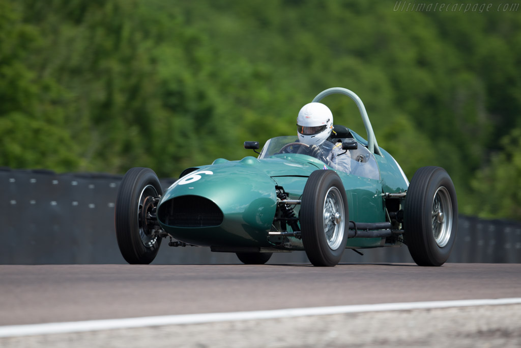 Aston Martin DBR4 - Chassis: DBR4/4 - Driver: Marc Valvekens - 2015 Grand Prix de l'Age d'Or