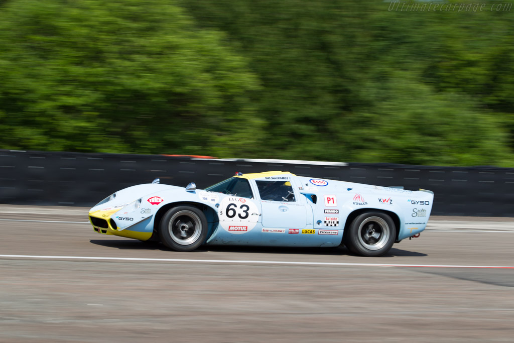 Lola T70 Mk3 - Chassis: SL73/132 - Driver: Toni Seiler - 2015 Grand Prix de l'Age d'Or
