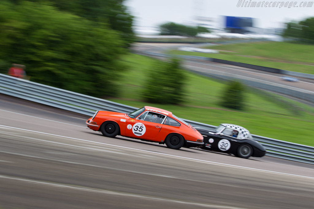 Porsche 911  - Driver: Eric Beloussoff / Benoit Lussaud - 2016 Grand Prix de l'Age d'Or