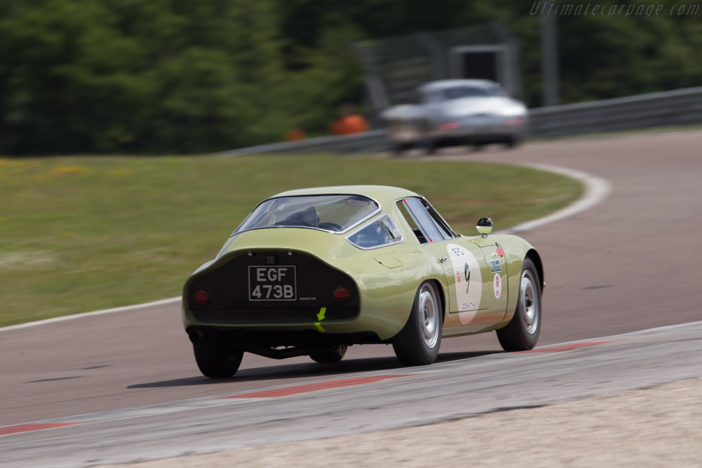 Alfa Romeo TZ - Chassis: AR10511 750017 - Driver: Yves Vogele - 2017 Grand Prix de l'Age d'Or