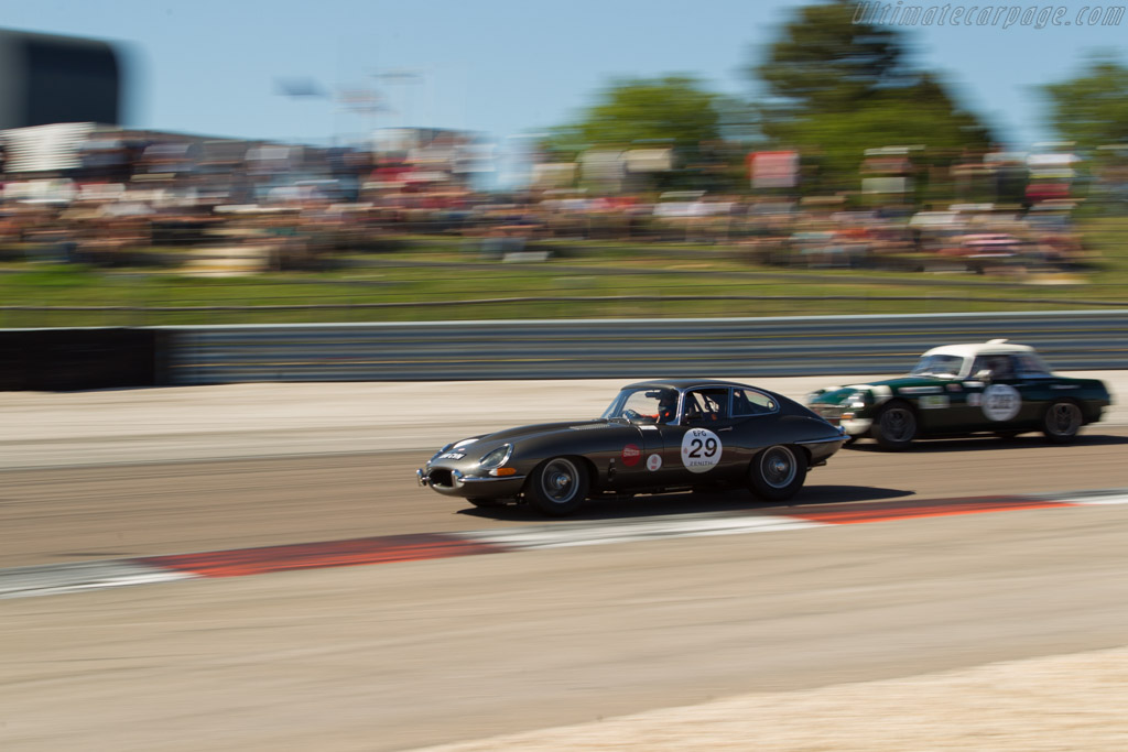 Jaguar E-Type - Chassis: 860778 - Driver: Sandy Watson / Martin O'Connell - 2017 Grand Prix de l'Age d'Or