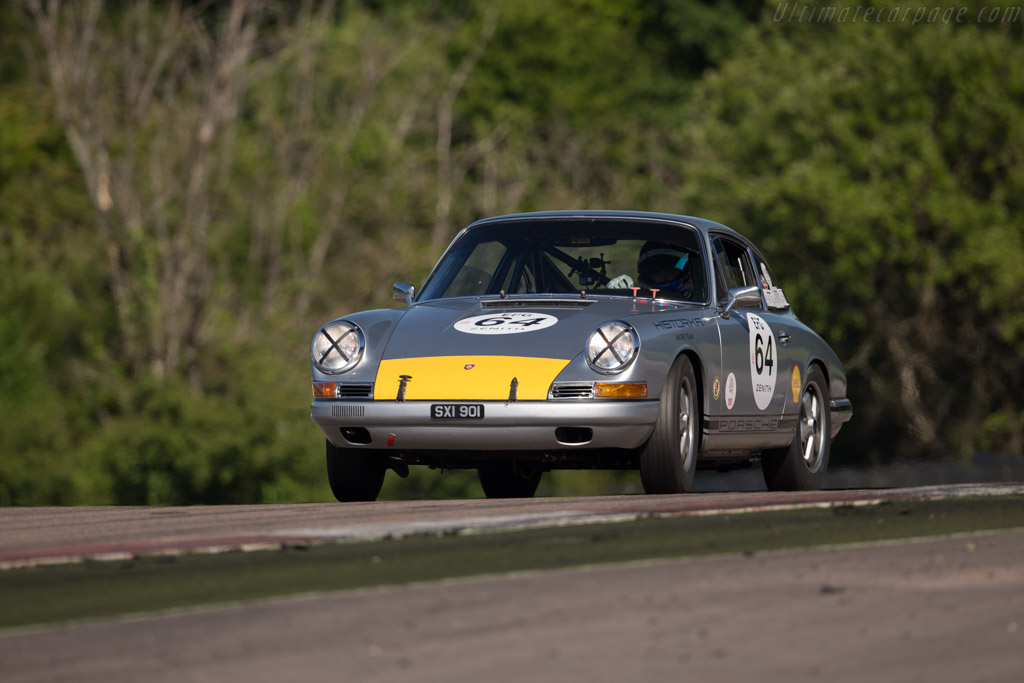 Porsche 911 - Chassis: 300241 - Driver: Andrew Smith / Oliver Bryant - 2017 Grand Prix de l'Age d'Or