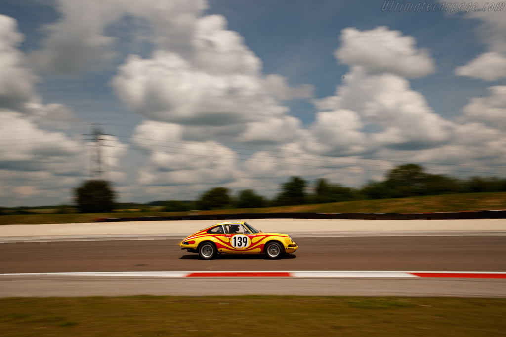 Porsche 911 ST 2.5 - Chassis: 911 030 1127 - Driver: Gerard Larrousse / Oliver Bryant - 2018 Grand Prix de l'Age d'Or