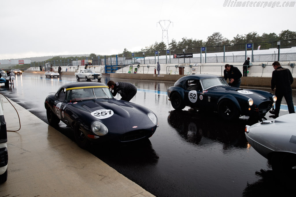 Jaguar E-Type - Chassis: 877376 - Driver: Maxime Guenat / Guillaume Mahe - 2019 Grand Prix de l'Age d'Or