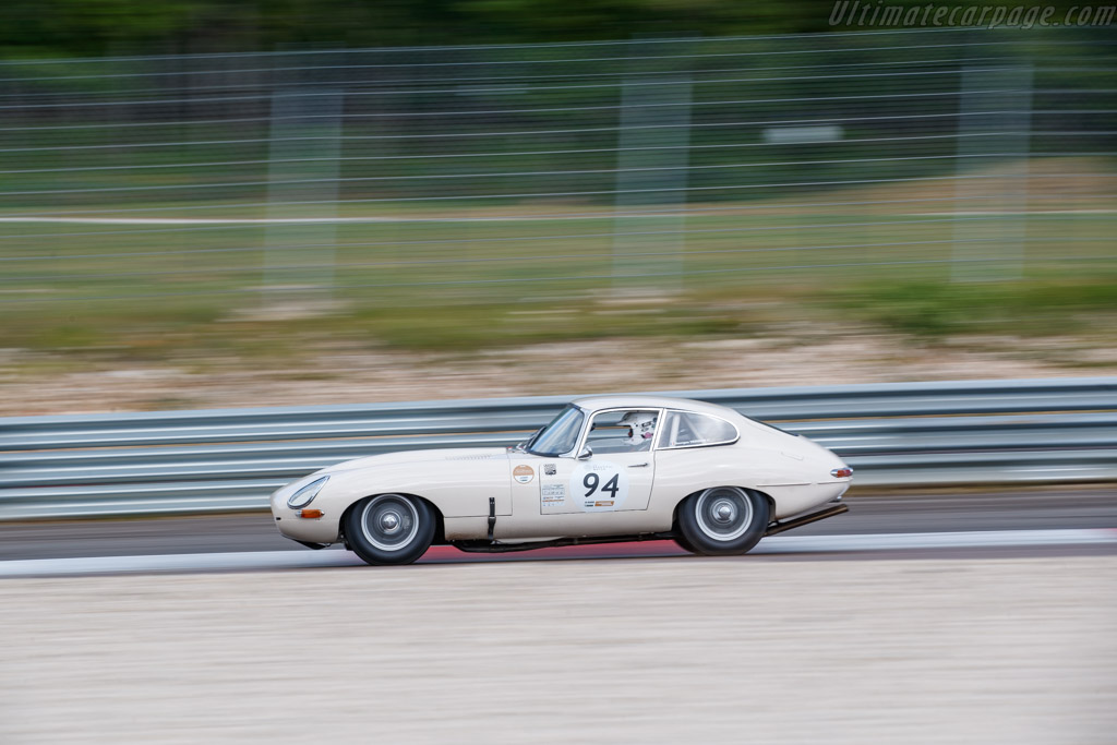 Jaguar E-Type - Chassis: 887587 - Driver: Georges Verquin - 2026 Grand Prix de l'Age d'Or