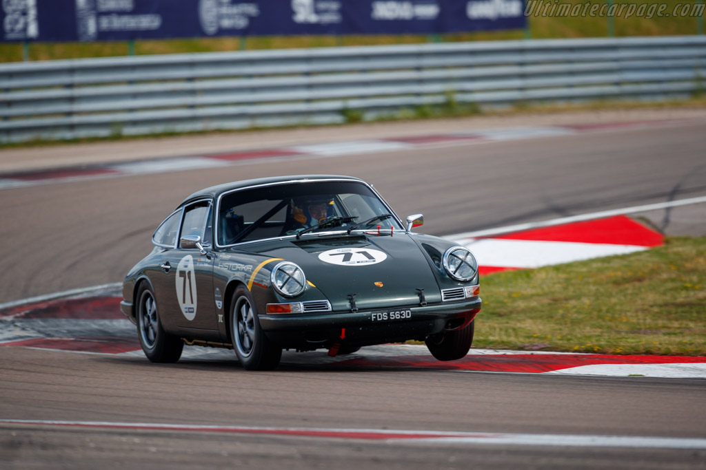 Porsche 911  - Driver: Johannes Stengel / Andrew Smith - 2026 Grand Prix de l'Age d'Or