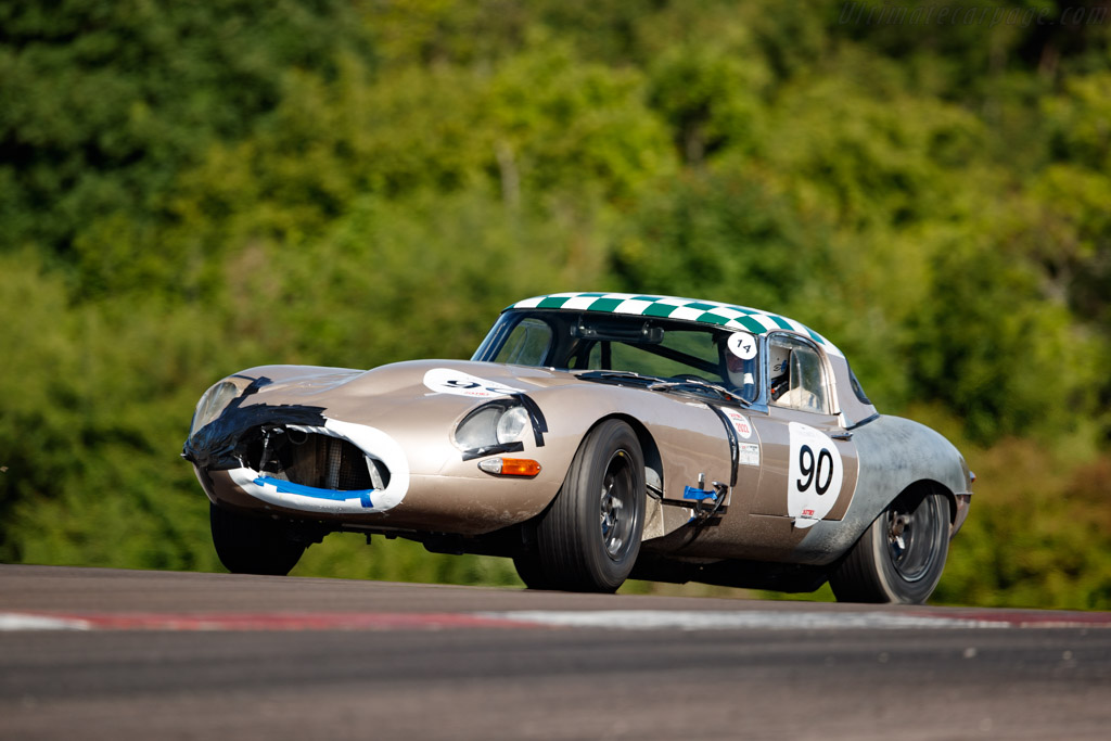 Jaguar E-Type - Chassis: 861769 - Driver: Carlos F. Cruz / Miguel Amaral - 2022 Grand Prix de l'Age d'Or