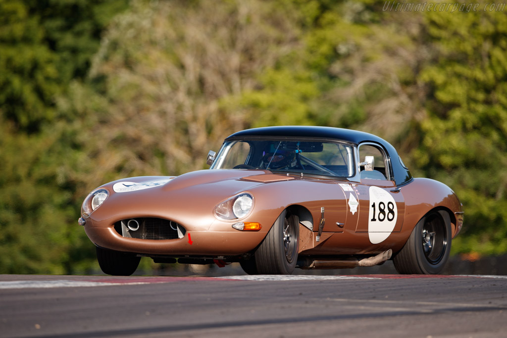 Jaguar E-Type 3.8 - Chassis: 879951 - Driver: Steven Osborne / Chris Ward - 2023 Grand Prix de l'Age d'Or