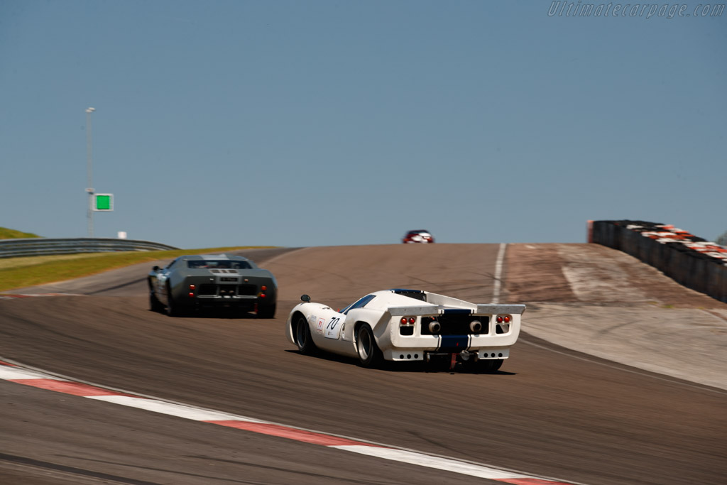 Lola T70 Mk3B  - Driver: Pierre-Alain France - 2023 Grand Prix de l'Age d'Or