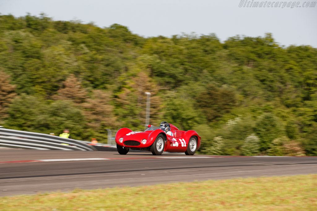 Maserati Tipo 60 Birdcage - Chassis: 2466 - Driver: Guillermo Fierro / Steven Hart - 2023 Grand Prix de l'Age d'Or