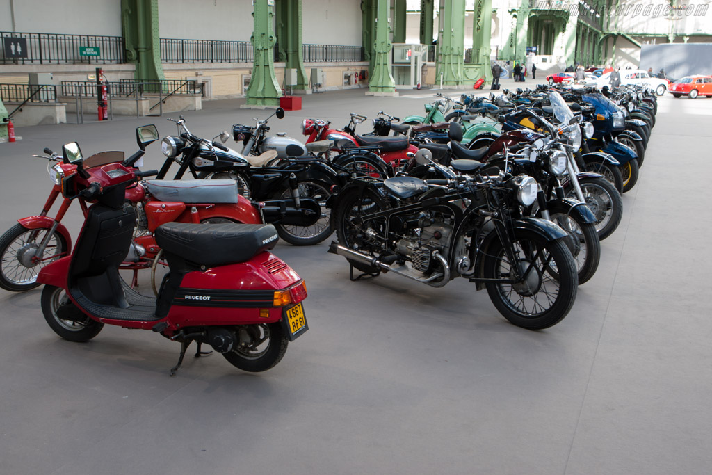 Welcome to the Grand Palais   - 2013 Retromobile