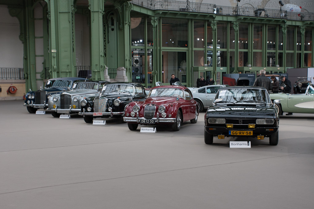Welcome to the Grand Palais   - 2013 Retromobile