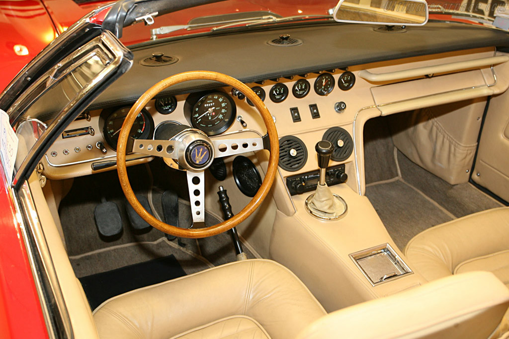 Maserati Ghibli Spyder - Chassis: AM115/S 1025  - 2007 Bonhams Gstaad Auction