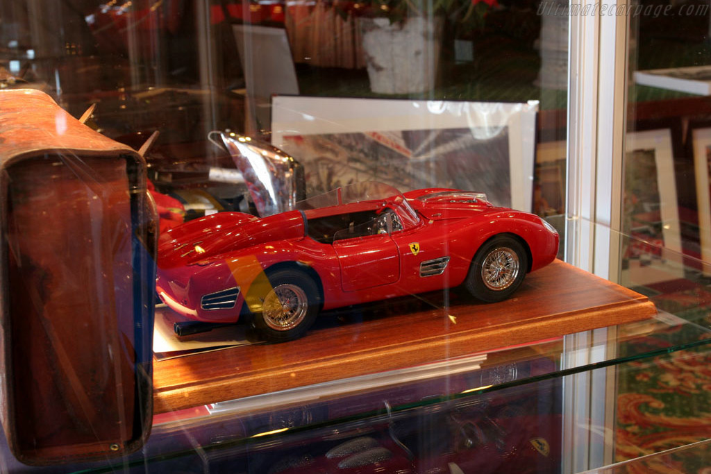 Ferrari 250 TR59 1:10 scale   - 2005 Bonhams Gstaad Auction