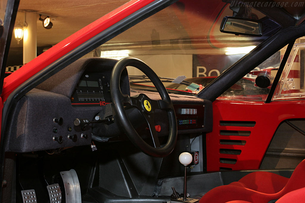 Ferrari f40 салон