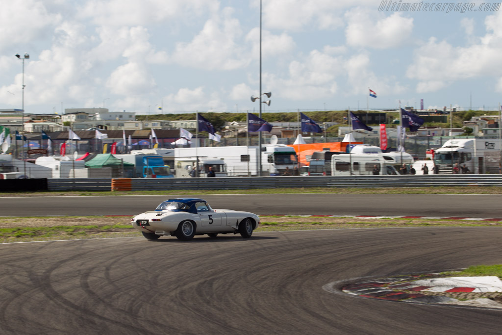 Jaguar E-Type - Chassis: 878454 - Driver: Carlos Monteverde / Gary Pearson - 2015 Historic Grand Prix Zandvoort
