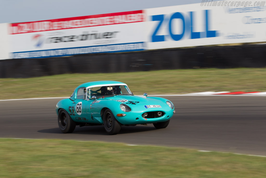 Jaguar E-Type - Chassis: 875531 - Driver: Rhea Suatter / Andrew Newall - 2016 Historic Grand Prix Zandvoort