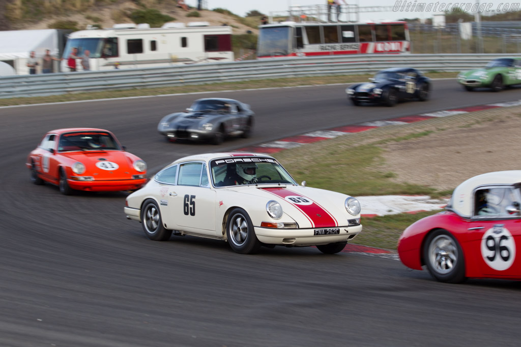 Porsche 911 - Chassis: 302060 - Driver: Mark Bates - 2016 Historic Grand Prix Zandvoort