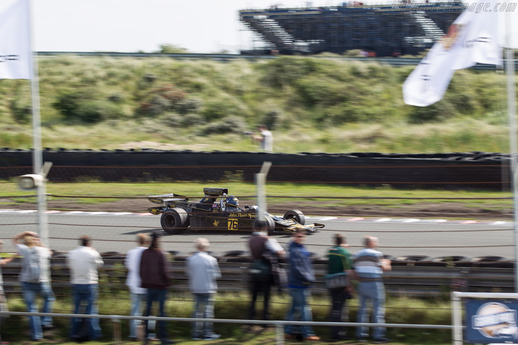 Lotus 76/1 - Chassis: JPS9 - Driver: Andrew Beaumont - 2017 Historic Grand Prix Zandvoort