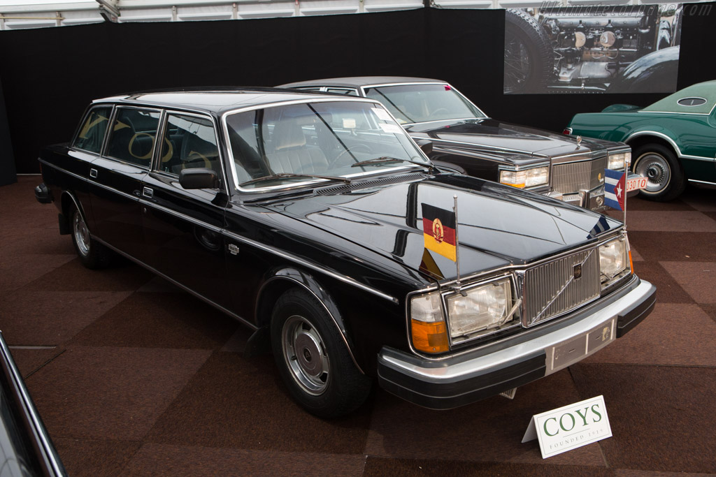 Volvo 264 Top Executive LWB   - 2015 Interclassics and Topmobiel