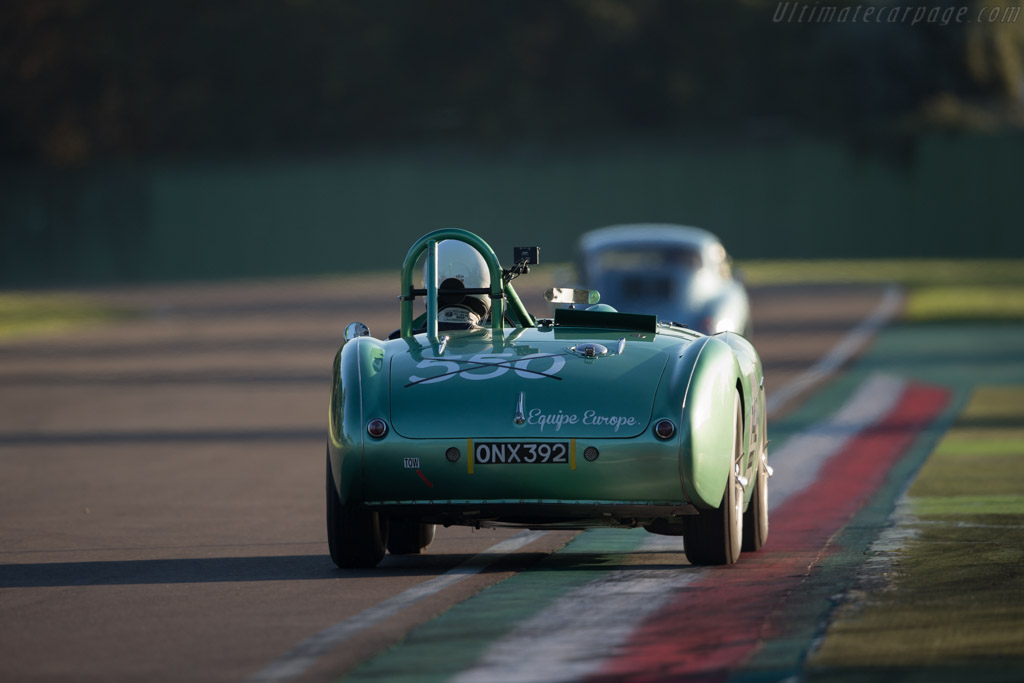 Austin Healey 100 S  - Driver: Stephane Guyot Sionnesst / Amaury Latham - 2016 Imola Classic