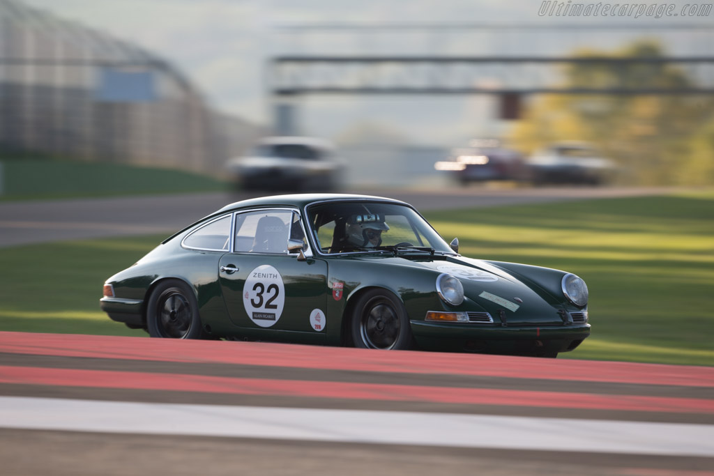 Porsche 911 - Chassis: 304798 - Driver: Marie-Claude Firmenich / Anne-Charlotte Rousseau - 2016 Imola Classic