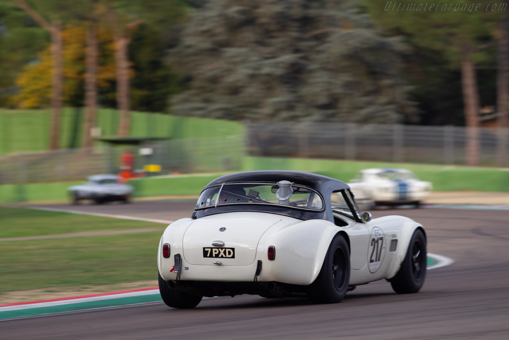 AC Shelby Cobra  - Driver: Gavin Henderson / Rory Henderson - 2018 Imola Classic