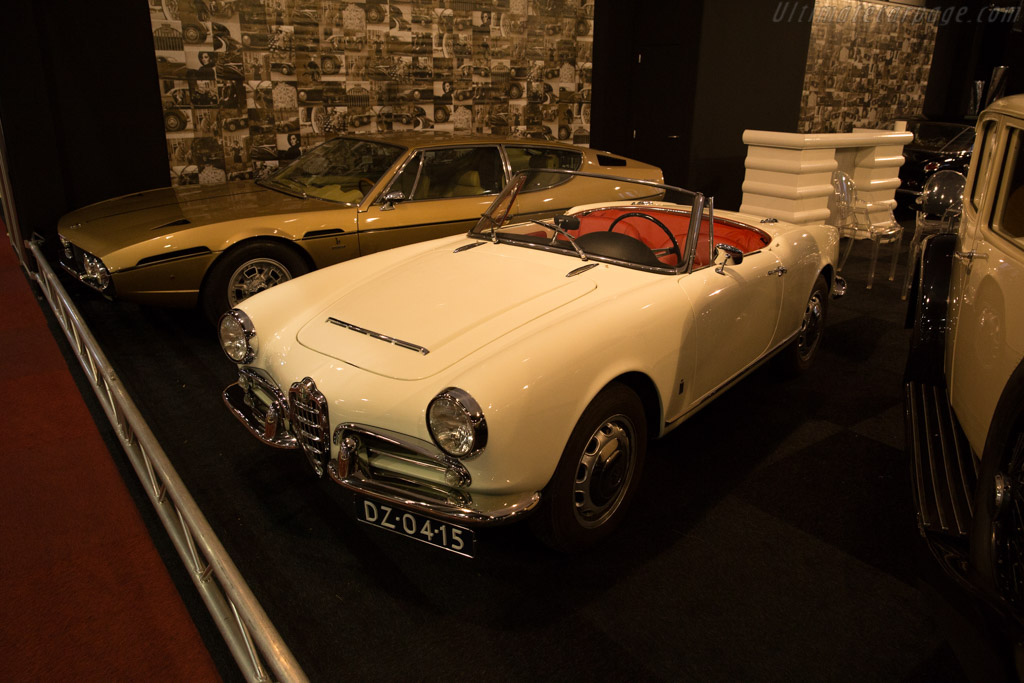 Alfa Romeo Giulia Spider   - 2017 Interclassics Brussels