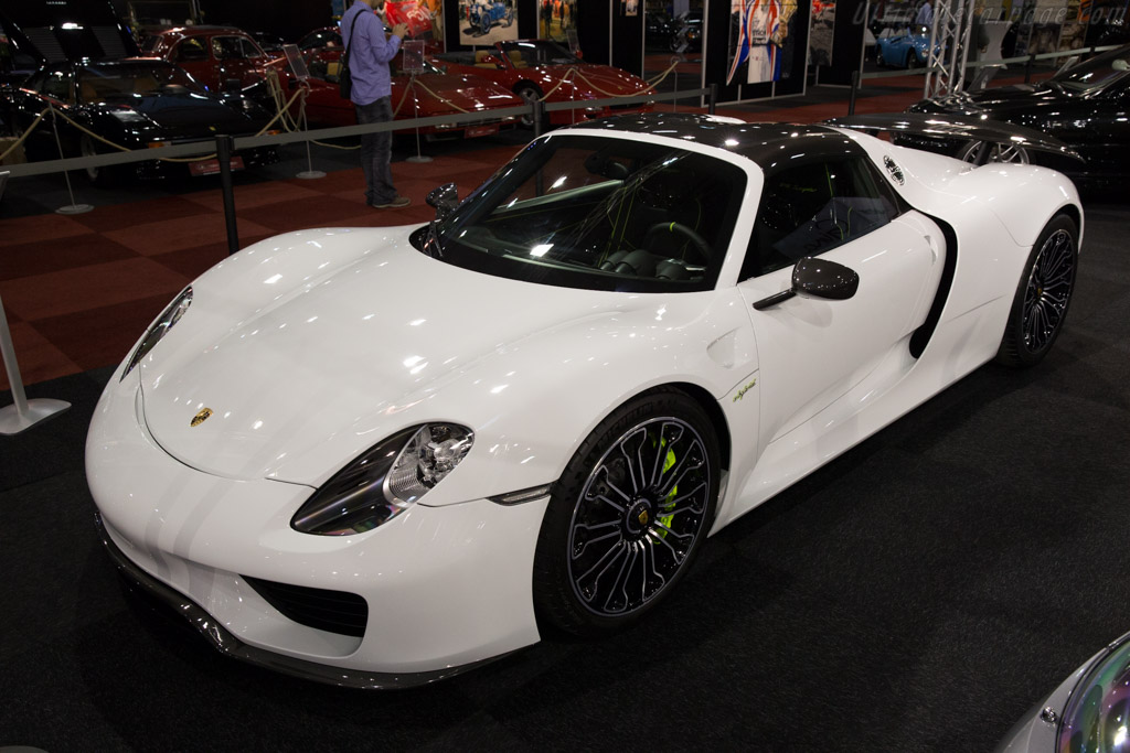 Porsche 918 Spyder   - 2015 Interclassics Brussels