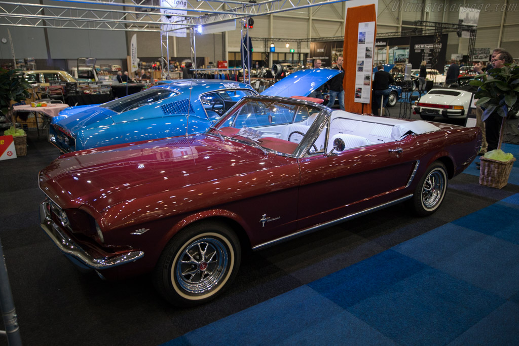 Ford Mustang Convertible   - 2017 Interclassics Maastricht