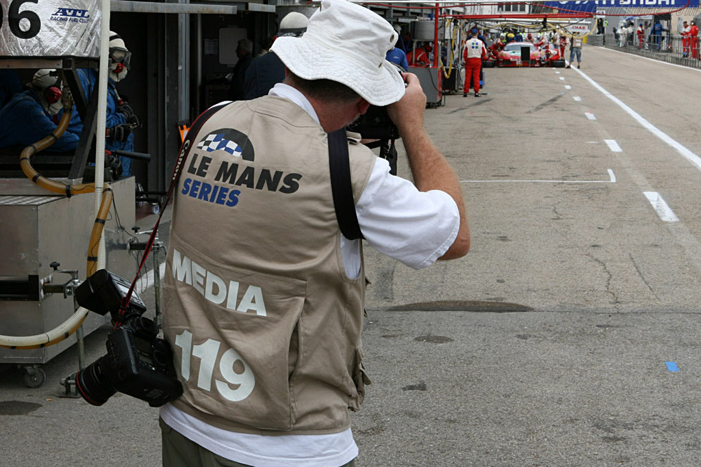 Brooksie taking a long shot   - 2006 Le Mans Series Jarama 1000 km