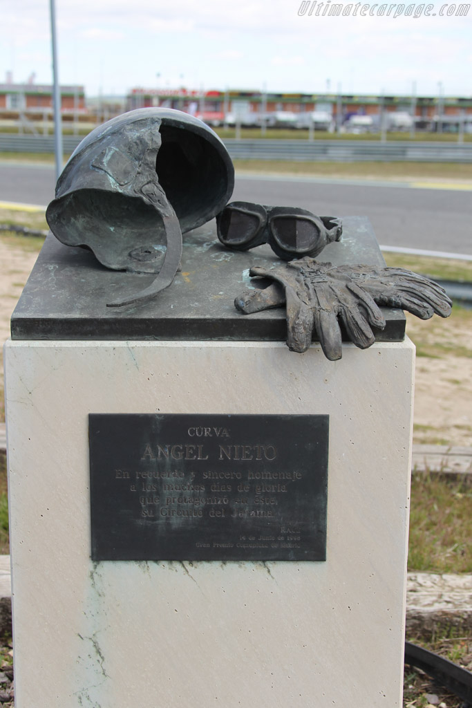 Monument for Angel Nieto   - 2016 Jarama Classic