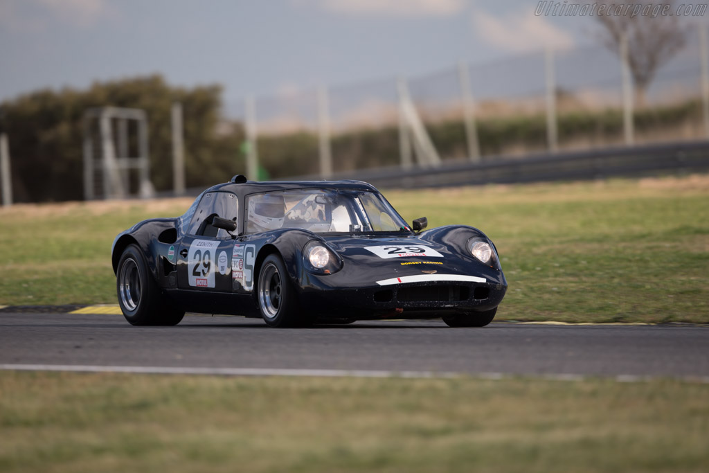 Chevron B8 - Chassis: CH-DBE-71 - Driver: John Emberson / Bill Wykeham - 2017 Jarama Classic