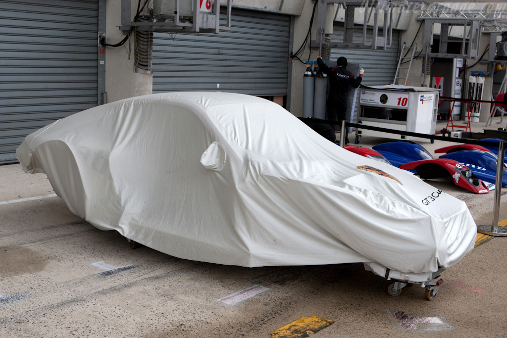 A spare Porsche tub   - 2009 24 Hours of Le Mans