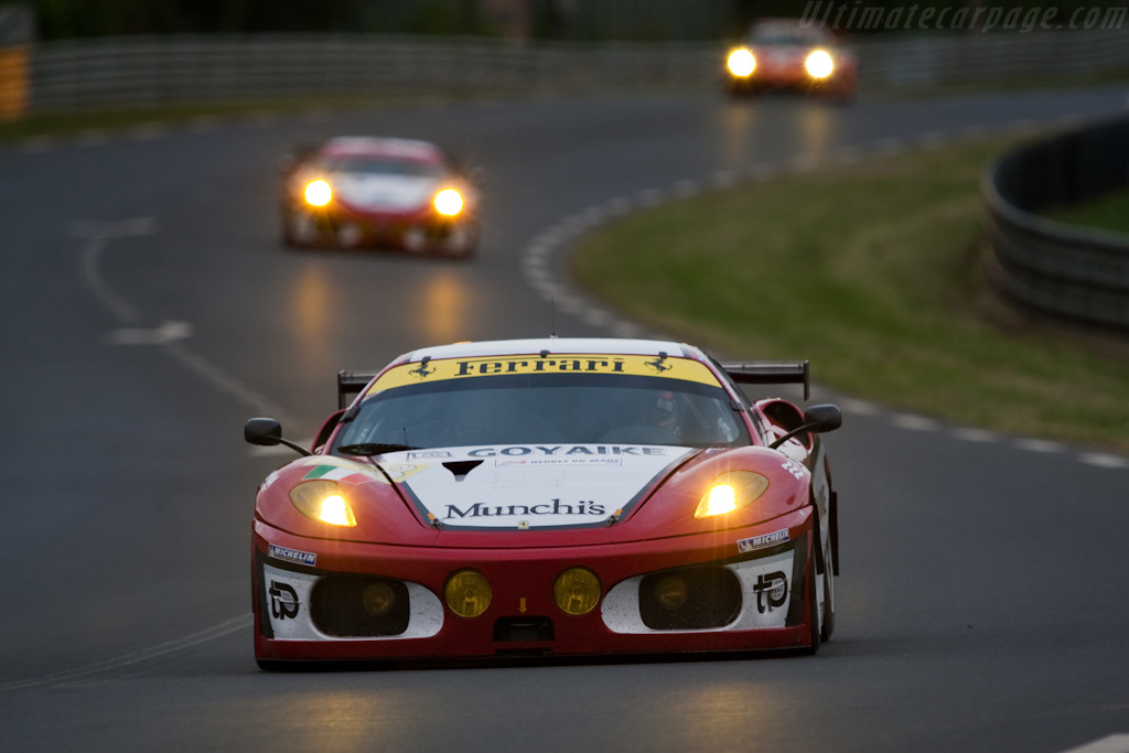 Three GT2s - Chassis: 2626  - 2009 24 Hours of Le Mans