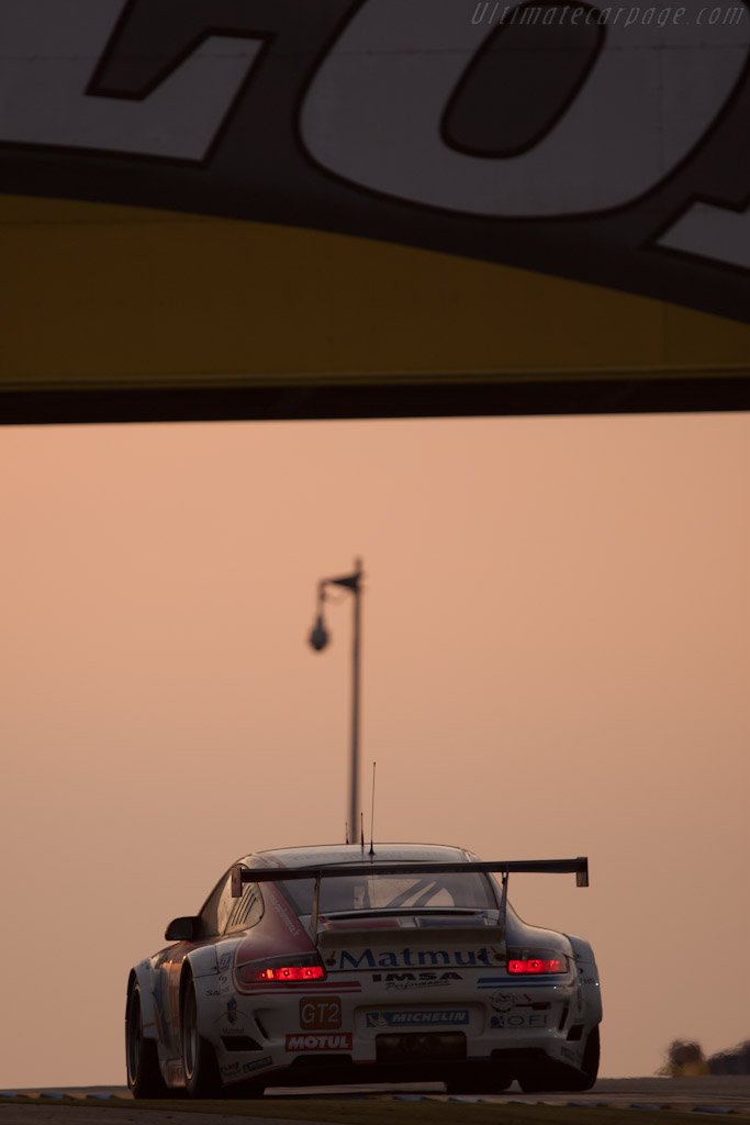 Porsche 997 GT3 RSR - Chassis: WP0ZZZ99Z9S799916  - 2010 24 Hours of Le Mans
