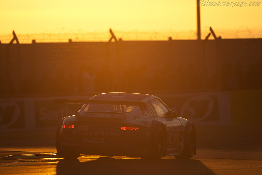 Porsche 997 GT3 RSR - Chassis: WP0ZZZ99Z8S799928  - 2010 24 Hours of Le Mans